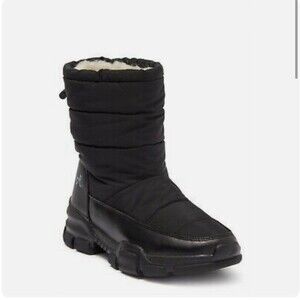 NEW Religious Comfort Black Leather and Nylon Waterproof Snow Boots Size 6
